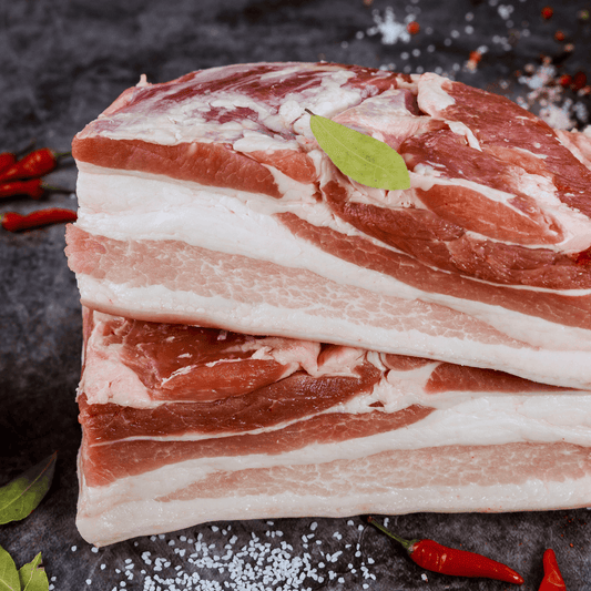 Boczek wieprzowy bez kości ze skórą 500 g